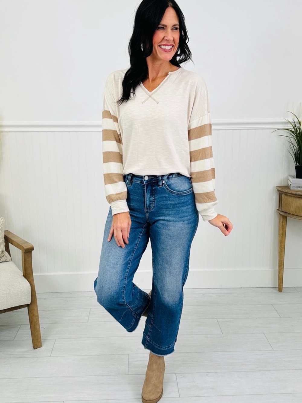 Striped Sleeve V-Neck Blouse - Cream & Tan